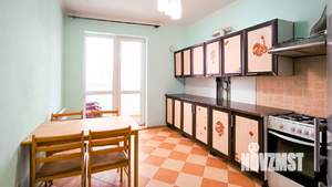 2-к квартира, вторичка, 70м2, 9/9 этаж