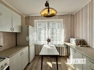 3-к квартира, вторичка, 68м2, 5/5 этаж