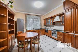 5-к квартира, вторичка, 278м2, 3/3 этаж