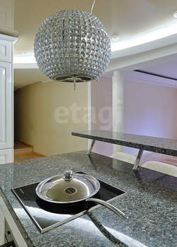 5-к квартира, вторичка, 195м2, 1/5 этаж