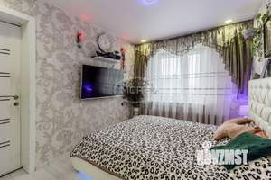 4-к квартира, вторичка, 100м2, 9/9 этаж