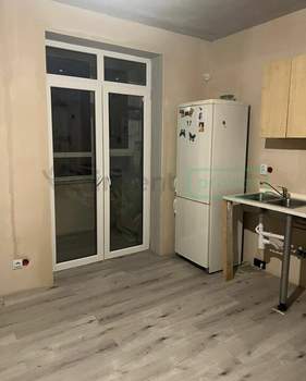 2-к квартира, вторичка, 61м2, 1/4 этаж