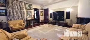 3-к квартира, вторичка, 160м2, 1/4 этаж