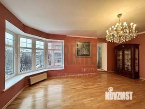 4-к квартира, вторичка, 137м2, 4/5 этаж