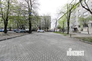 4-к квартира, вторичка, 62м2, 3/5 этаж