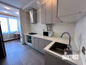 3-к квартира, вторичка, 76м2, 1/10 этаж