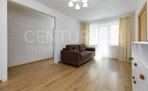 2-к квартира, вторичка, 44м2, 1/5 этаж