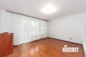 2-к квартира, вторичка, 57м2, 1/10 этаж