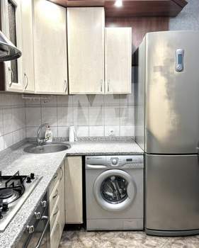 2-к квартира, вторичка, 47м2, 8/9 этаж