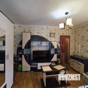2-к квартира, вторичка, 30м2, 1/4 этаж