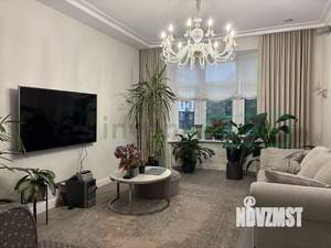 3-к квартира, вторичка, 122м2, 2/5 этаж