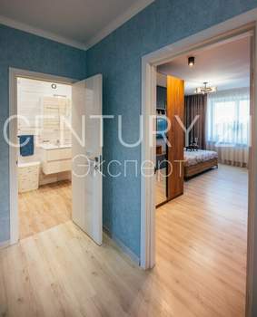 3-к квартира, вторичка, 96м2, 8/10 этаж