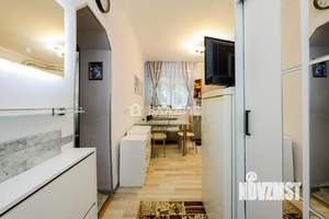 2-к квартира, вторичка, 38м2, 1/4 этаж