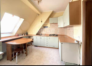 2-к квартира, вторичка, 63м2, 4/4 этаж