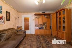 4-к квартира, вторичка, 62м2, 1/9 этаж