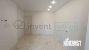 2-к квартира, вторичка, 65м2, 1/8 этаж