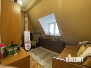 4-к квартира, вторичка, 104м2, 3/3 этаж