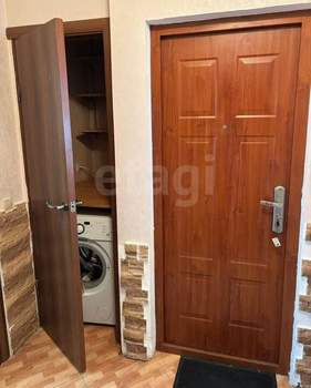 3-к квартира, вторичка, 64м2, 8/9 этаж
