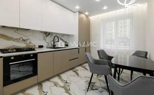 2-к квартира, вторичка, 61м2, 1/8 этаж