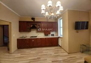 4-к квартира, вторичка, 159м2, 1/4 этаж