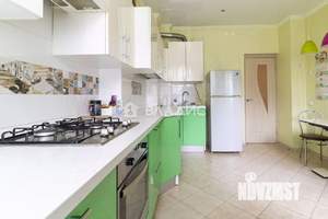 2-к квартира, вторичка, 62м2, 1/9 этаж