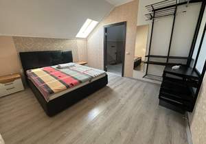 2-к квартира, вторичка, 85м2, 2/2 этаж