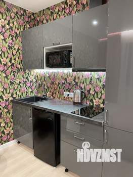 4-к квартира, вторичка, 100м2, 1/4 этаж