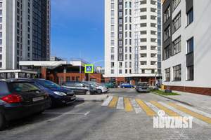 2-к квартира, вторичка, 65м2, 3/25 этаж