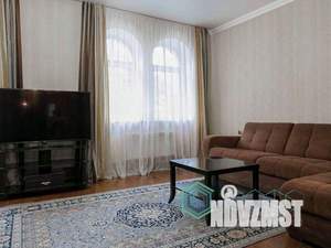 3-к квартира, вторичка, 108м2, 1/4 этаж