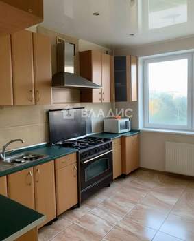 3-к квартира, вторичка, 90м2, 4/7 этаж