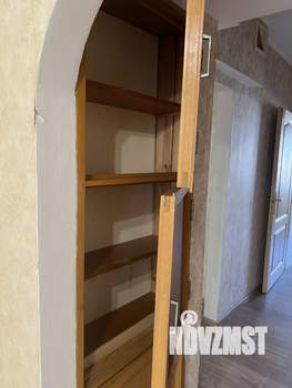 2-к квартира, вторичка, 54м2, 1/5 этаж