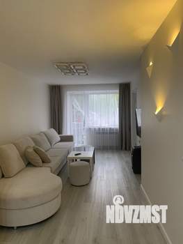 3-к квартира, вторичка, 65м2, 2/5 этаж