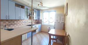 2-к квартира, вторичка, 56м2, 9/9 этаж