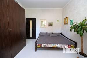 2-к квартира, вторичка, 65м2, 1/3 этаж