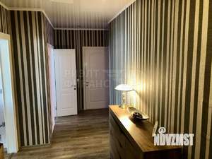 2-к квартира, вторичка, 62м2, 8/9 этаж