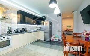 2-к квартира, вторичка, 72м2, 1/12 этаж