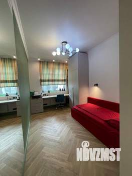 4-к квартира, вторичка, 159м2, 4/6 этаж