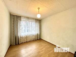 4-к квартира, вторичка, 62м2, 1/5 этаж