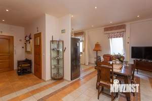 3-к квартира, вторичка, 126м2, 4/5 этаж