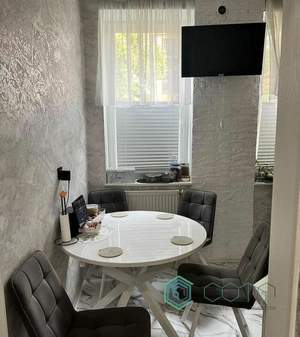 2-к квартира, вторичка, 42м2, 1/3 этаж