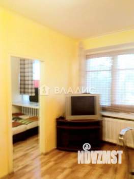 2-к квартира, вторичка, 41м2, 1/4 этаж