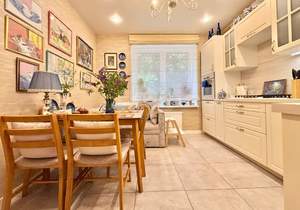2-к квартира, вторичка, 55м2, 1/9 этаж