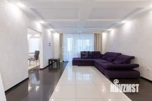 3-к квартира, вторичка, 82м2, 4/5 этаж