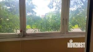 2-к квартира, вторичка, 54м2, 1/10 этаж
