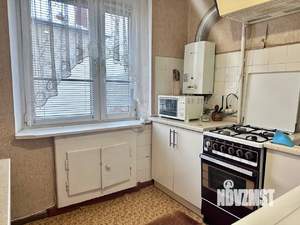 3-к квартира, вторичка, 63м2, 4/5 этаж