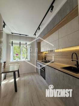 2-к квартира, вторичка, 43м2, 1/3 этаж