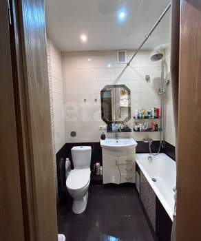 2-к квартира, вторичка, 67м2, 1/10 этаж
