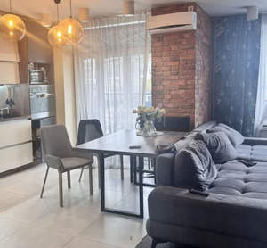 4-к квартира, вторичка, 110м2, 9/12 этаж