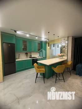 2-к квартира, вторичка, 56м2, 1/10 этаж