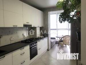2-к квартира, вторичка, 63м2, 9/9 этаж